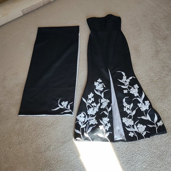 Vintage Cache Black & White Embroidered Beaded Formal Gown Dress W/Shawl Scarf 4 - Picture 5 of 16